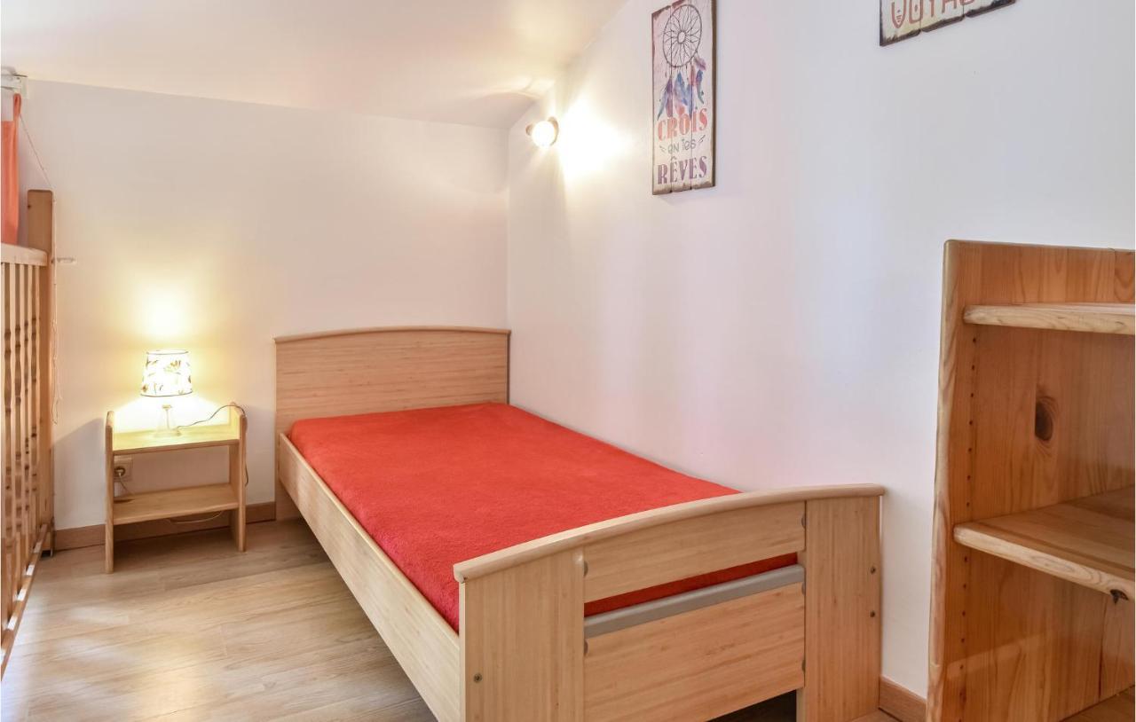 2 Bedroom Lovely Home In St Avaugourd Des Lande Saint-Avaugourd-des-Landes Zewnętrze zdjęcie